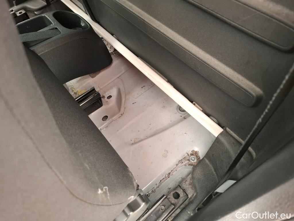  Volkswagen  Caddy VOLKSWAGEN  Van VU 4p Fourgonnette 1.4 TGI GNV 110 DGS6 Business Line #11
