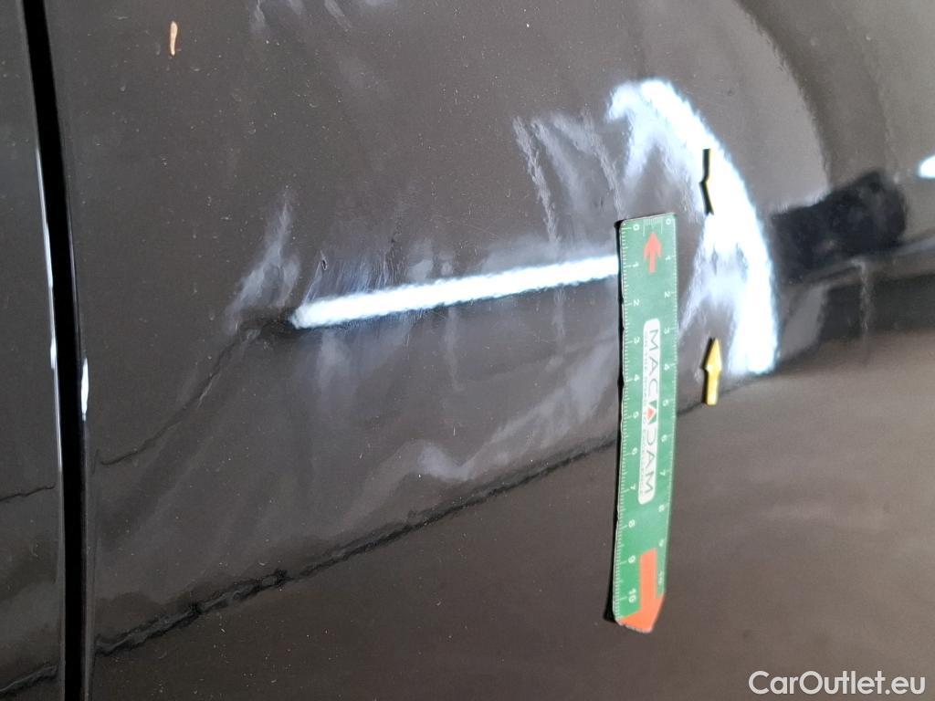  Mercedes  A-Klasse MERCEDES-BENZ Classe A 5p Berline A 200 Style Line 7G-DCT #20