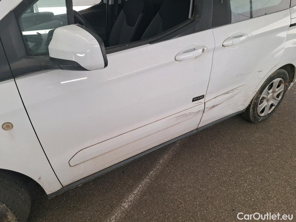  Ford  Tourneo FORD  Courier / 2018 / 5P / monospace 1.0E100 BV5 TREND #78