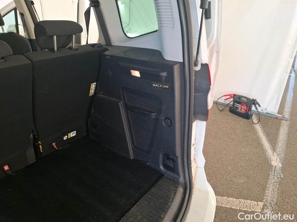  Ford  Tourneo FORD  Courier / 2018 / 5P / monospace 1.0E100 BV5 TREND #69