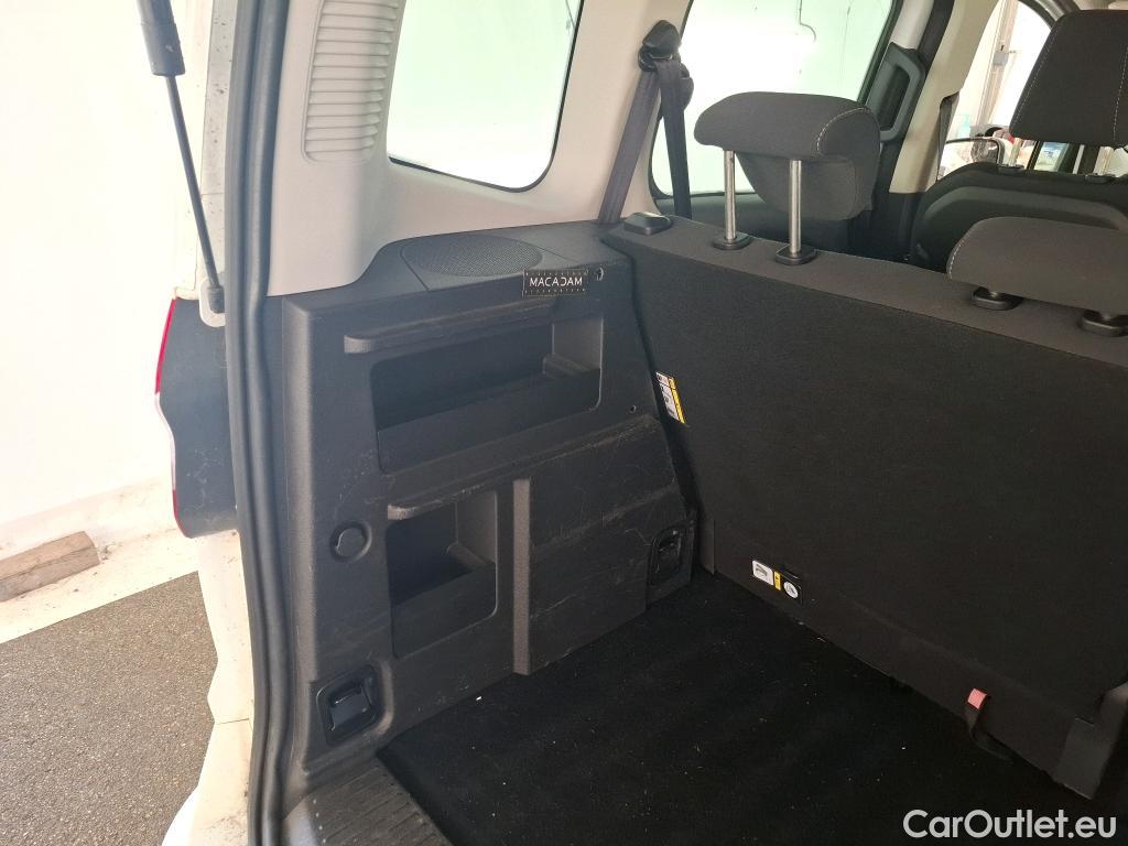  Ford  Tourneo FORD  Courier / 2018 / 5P / monospace 1.0E100 BV5 TREND #39