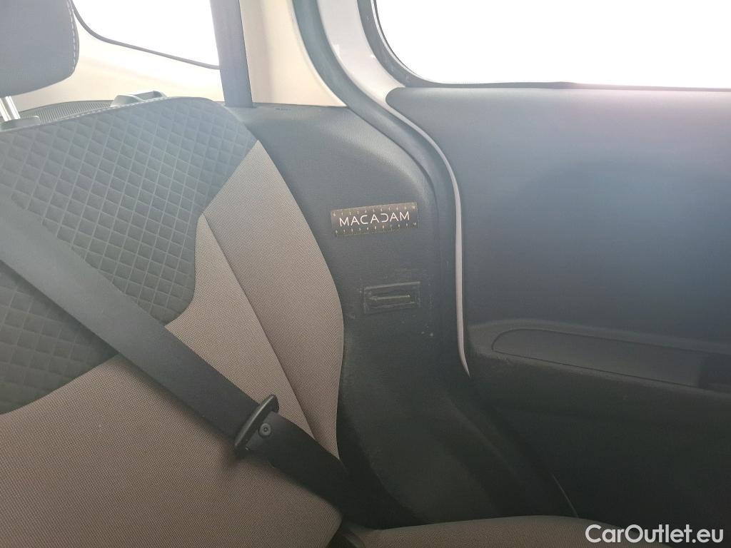  Ford  Tourneo FORD  Courier / 2018 / 5P / monospace 1.0E100 BV5 TREND #37