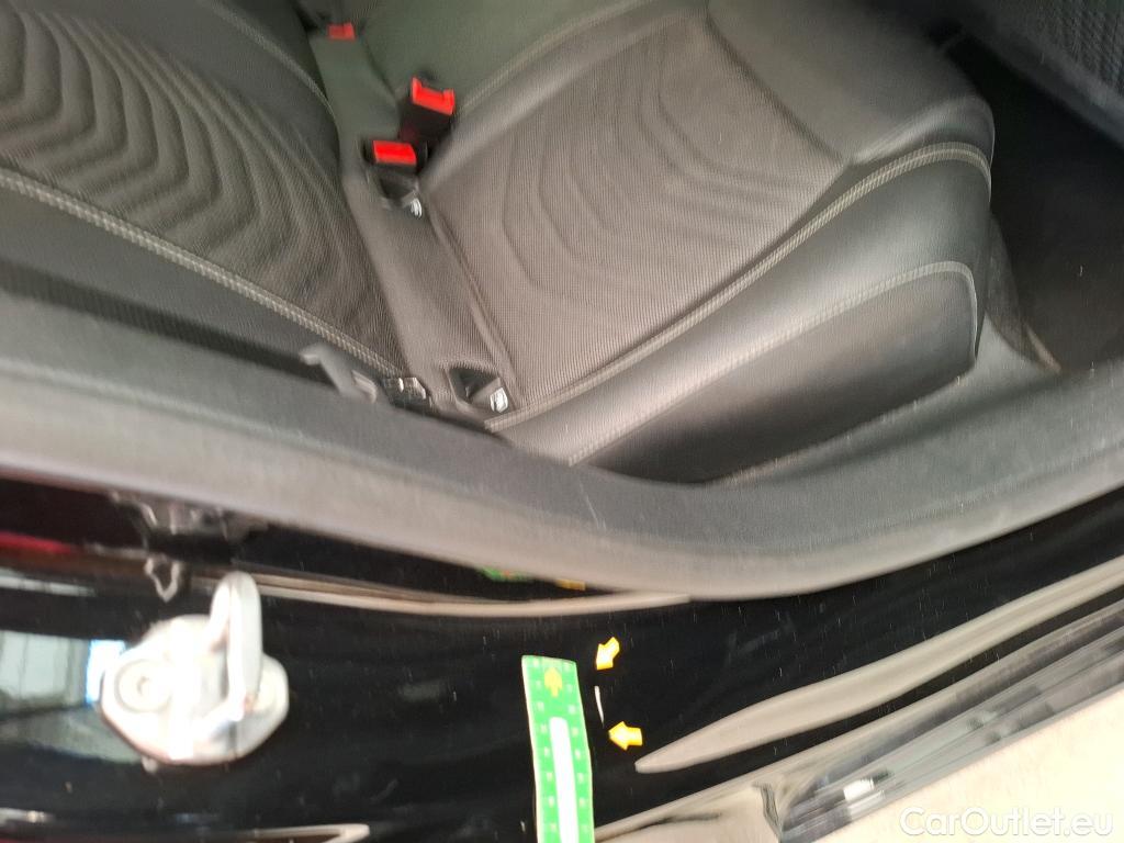  Mercedes  A-Klasse MERCEDES-BENZ Classe A 5p Berline A 200 Style Line 7G-DCT #14