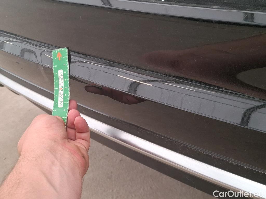  Audi  A4  Avant 30 TDI Business Line 2.0 TDI 135CV BVA7 E6d #2