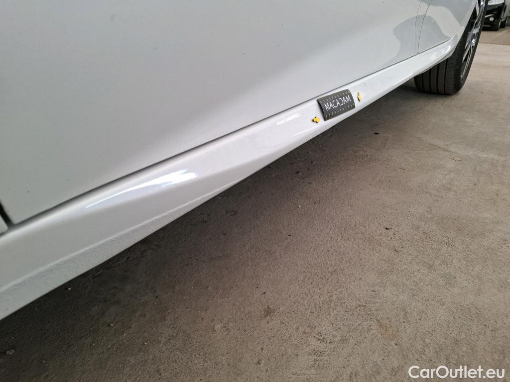  Peugeot  208  Allure Business 1.2 PureTech 100CV BVM6 E6d #6