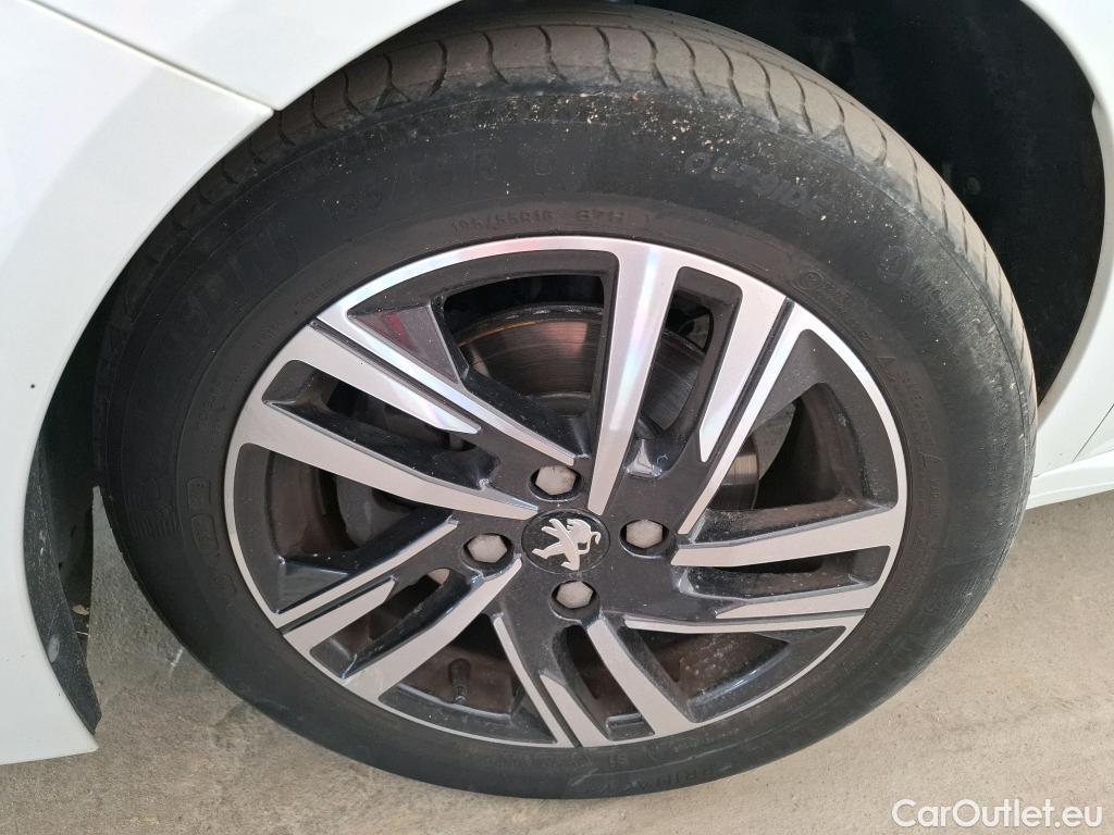  Peugeot  208  Allure Business 1.2 PureTech 100CV BVM6 E6d #16