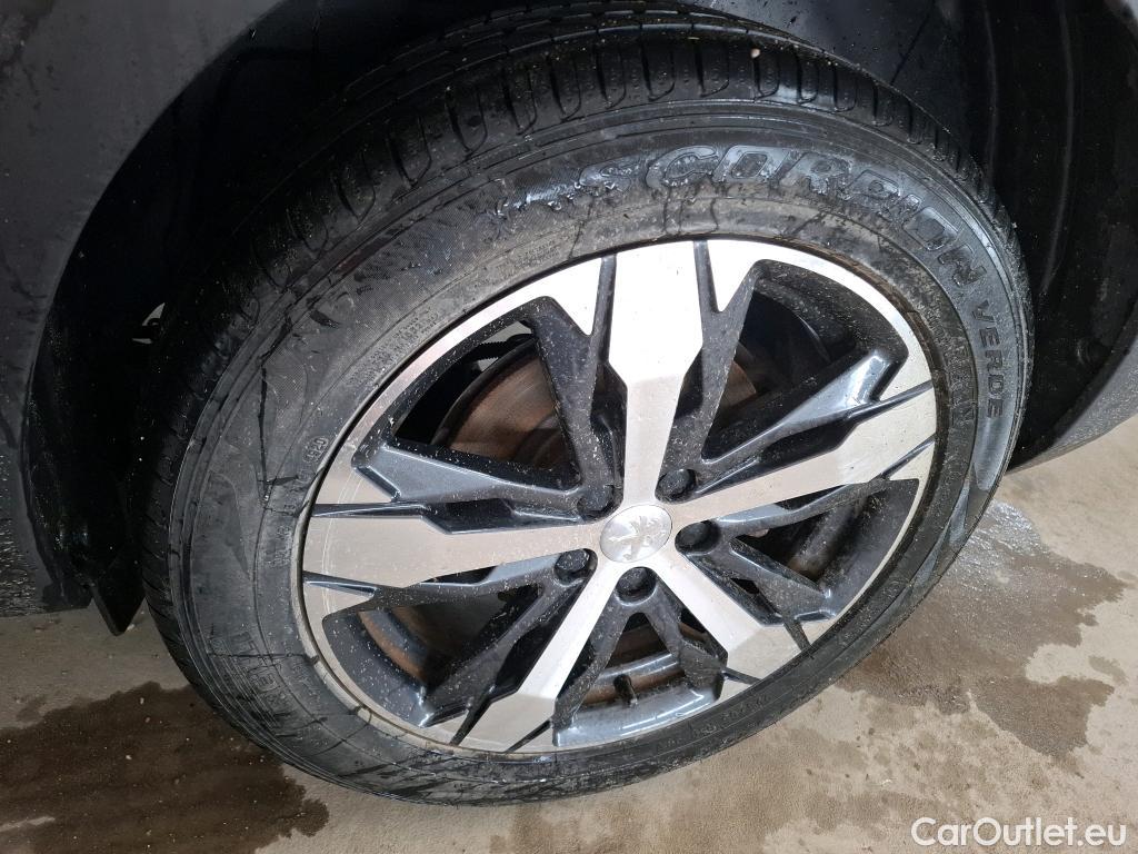  Peugeot  5008  Allure Business 1.2 PureTech 130CV BVA8 7 Sieges E6dT #4