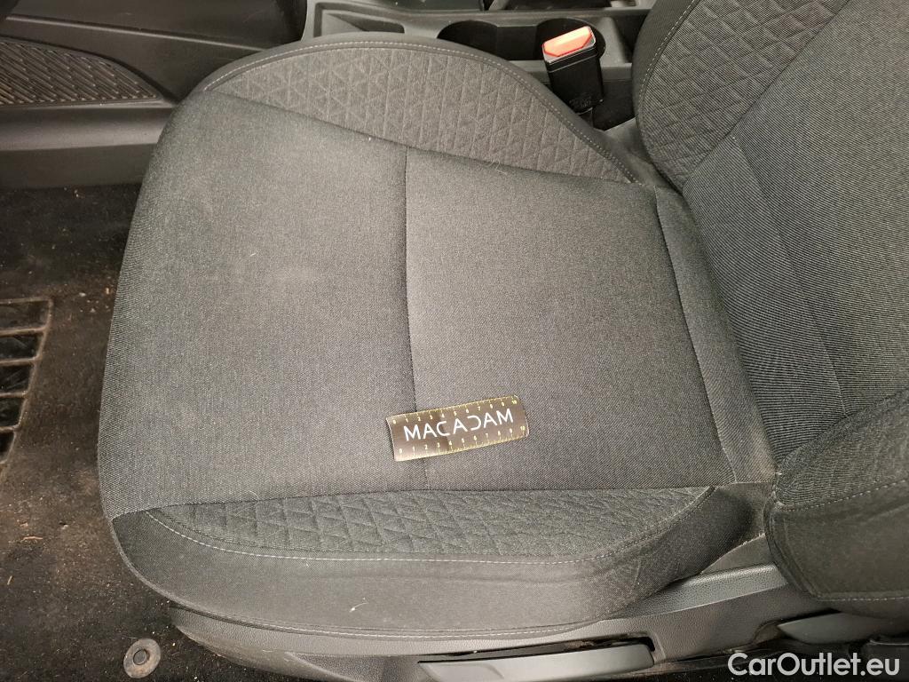  Renault  Clio  / 2019 / 5P / Berline / Business Blue dCi 100 #20