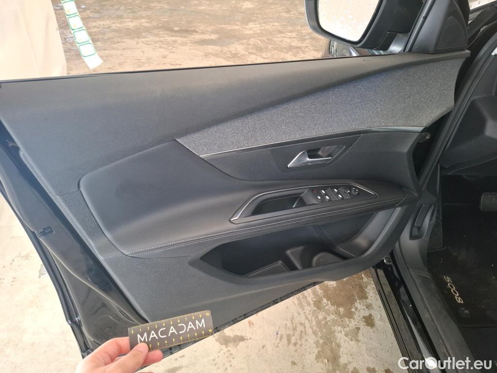 Peugeot  5008  Allure Business 1.2 PureTech 130CV BVA8 7 Sieges E6dT #11