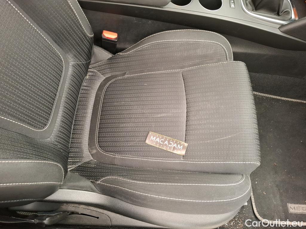  Renault  Megane  IV Berline 5pt. Business 1.5 dCi 115CV BVM6 E6dT #47