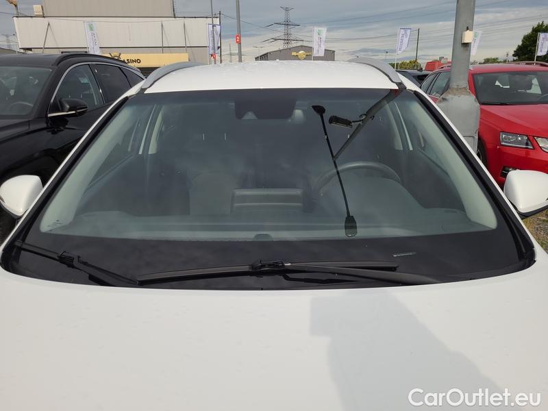  Hyundai  i30   cw (PD)(2017->)  kom.1.5T-GDI Smart 5d #1