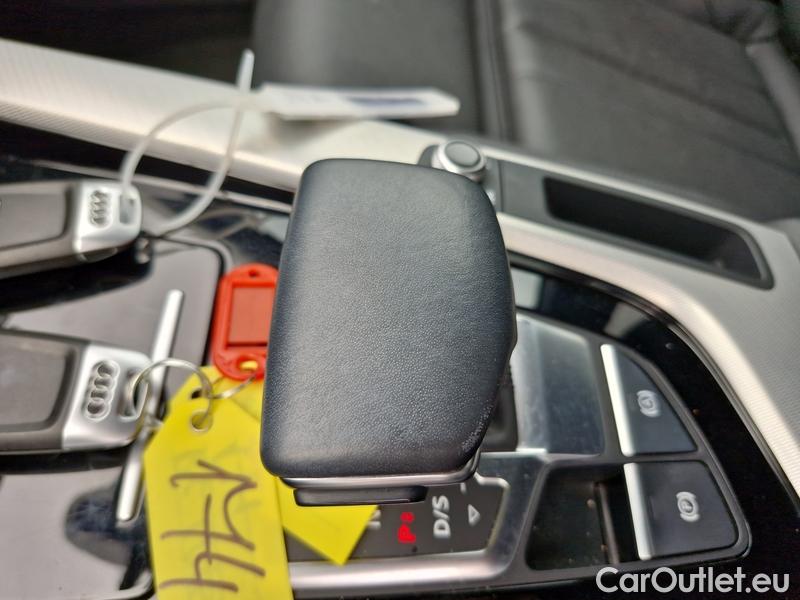  Audi  A4  Avant (8WD)  (2019)  Av. 40 TDI Adv. Quat. AT #6