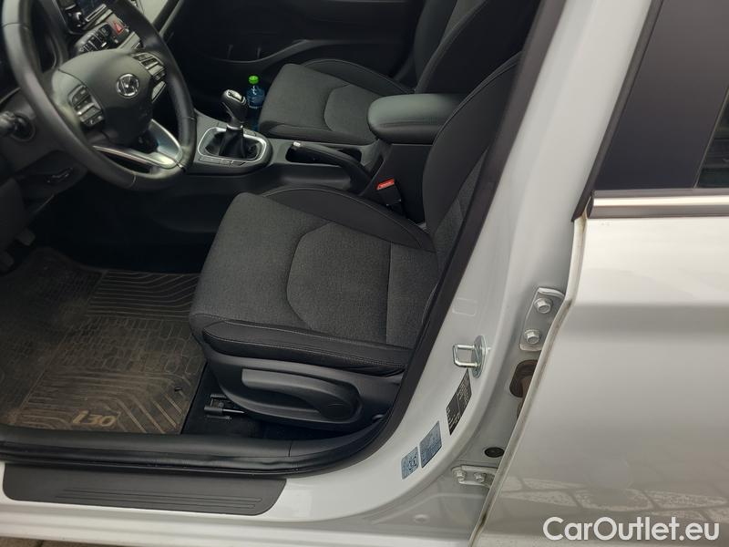  Hyundai  i30   cw (PD)(2017->)  kom.1.6CRDi 115 Smart #5