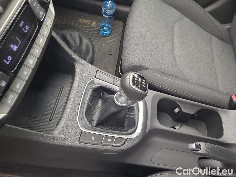  Hyundai  i30   cw (PD)(2017->)  kom.1.6CRDi 115 Smart #9