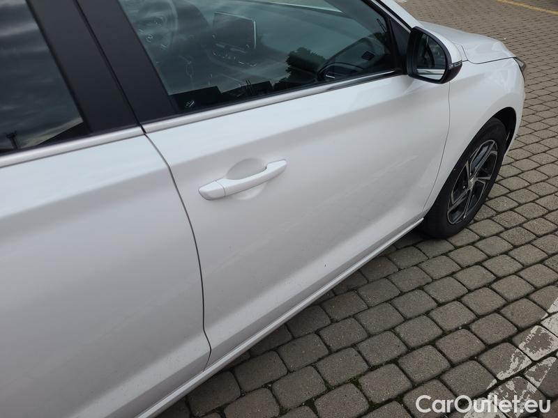  Hyundai  i30   cw (PD)(2017->)  kom.1.6CRDi 115 Smart #20