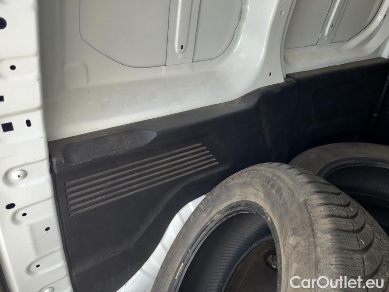  Citroen  Berlingo   (07.2018->)  BHDI 102 L1 Plus 4d #12
