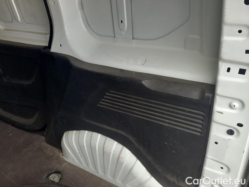  Citroen  Berlingo   (07.2018->)  BHDI 102 L1 Plus 4d #11