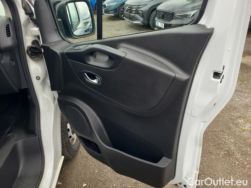  Renault  Trafic  LCV (2014) TraFur dCi 145k L2H1P2 COOL 4d #25