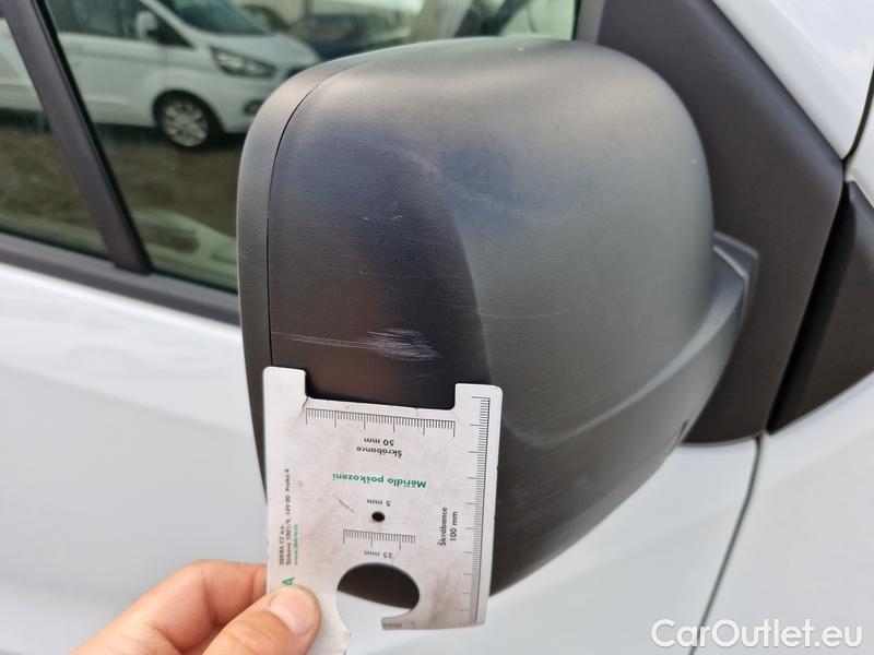  Renault  Trafic  Combi (2014) TraFur dCi 145k L2H1P2 COOL 4d #20