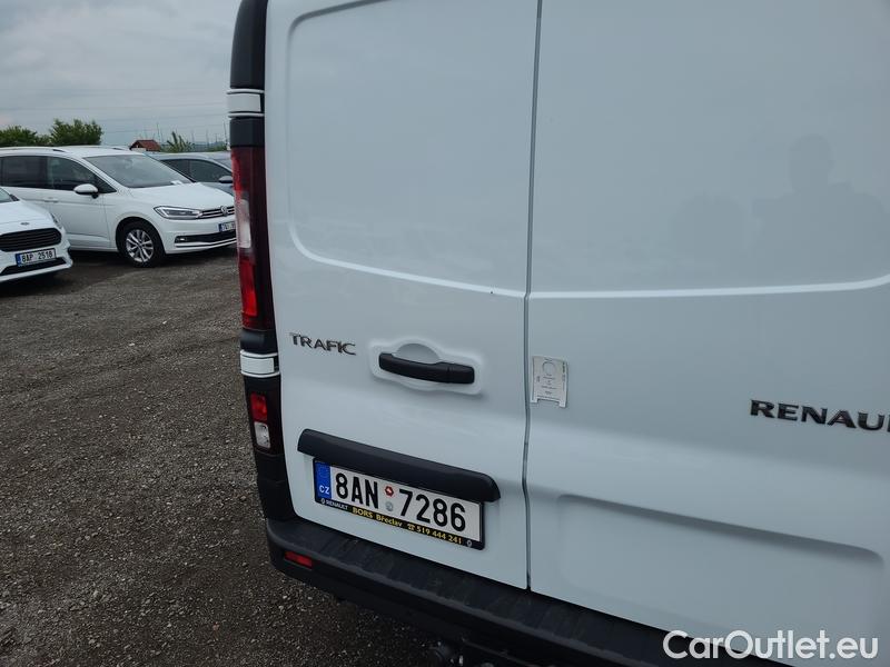  Renault  Trafic  LCV (2014) TraFur dCi 145k L2H1P2 COOL 4d #20