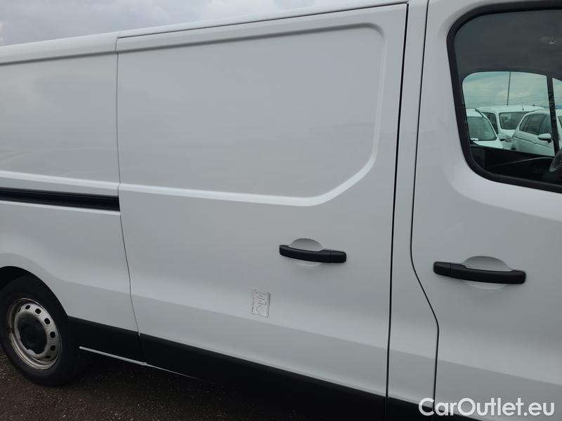  Renault  Trafic  LCV (2014) TraFur dCi 145k L2H1P2 COOL 4d #22