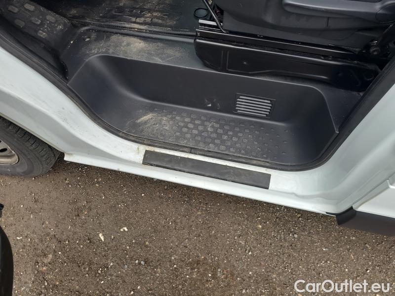  Renault  Trafic  LCV (2014) TraFur dCi 145k L2H1P2 COOL 4d #8