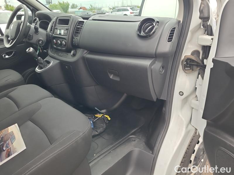 Renault  Trafic  LCV (2014) TraFur dCi 145k L2H1P2 COOL 4d #28