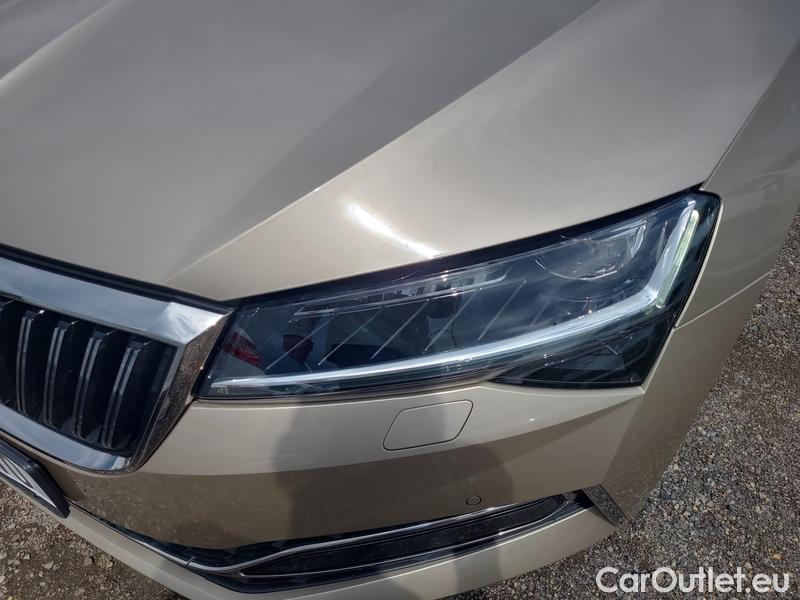  Skoda  Superb  Combi (3V5)(2015) Sup.C.FL2.0TSI 200  L&K 4x4 AT #3