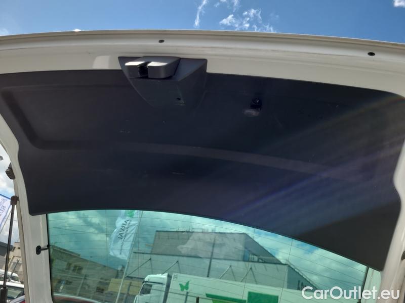  Skoda  Fabia  Combi (2015) Com.1.0TSI 70 Ambition 5d #4
