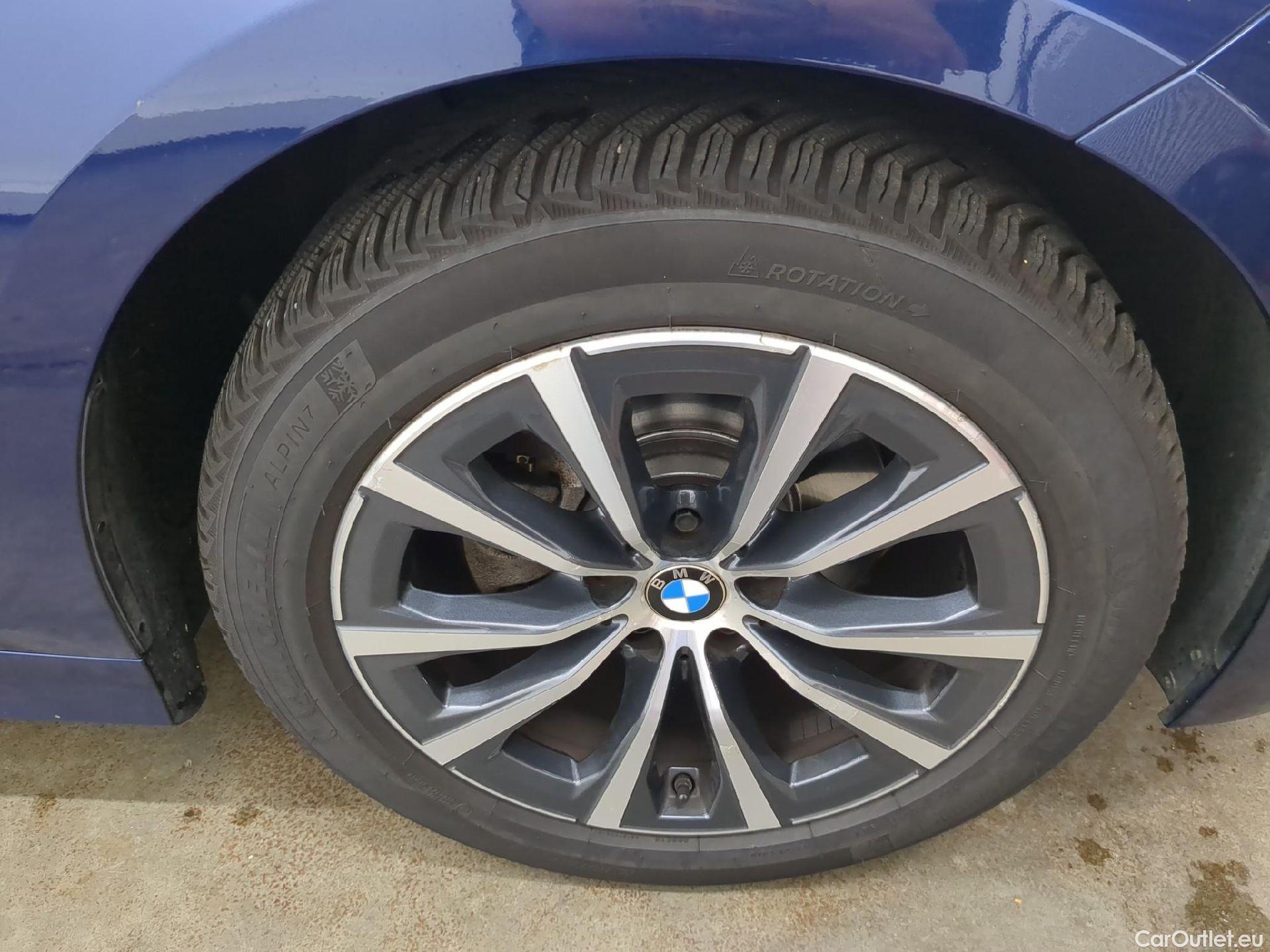  Bmw  Serie 3 BMW Série 3 Touring / 2019 / 5P / Break 320d xDrive 190ch Business Design BVA8 #14