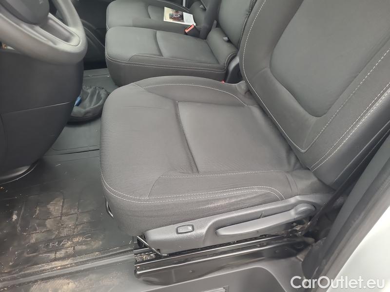  Renault  Trafic  LCV (2014) TraFur dCi 145k L2H1P2 COOL 4d #9