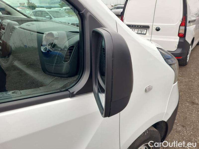  Renault  Trafic  LCV (2014) TraFur dCi 145k L2H1P2 COOL 4d #30