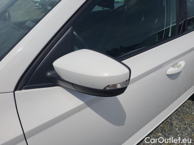  Skoda  Fabia  3 (2015)  1.0TSI 70 Ambition #9