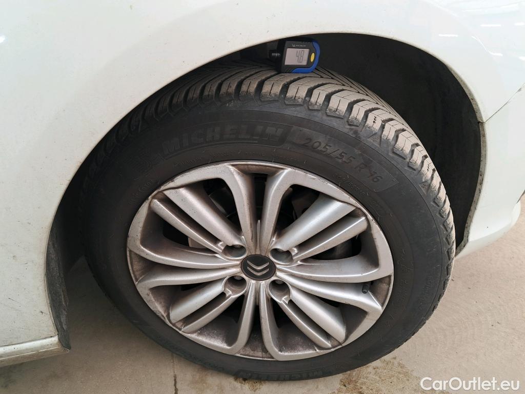  Citroen  C4  Berlina Millenium Business 1.6 BlueHDI 120CV BVM6 E6 #20