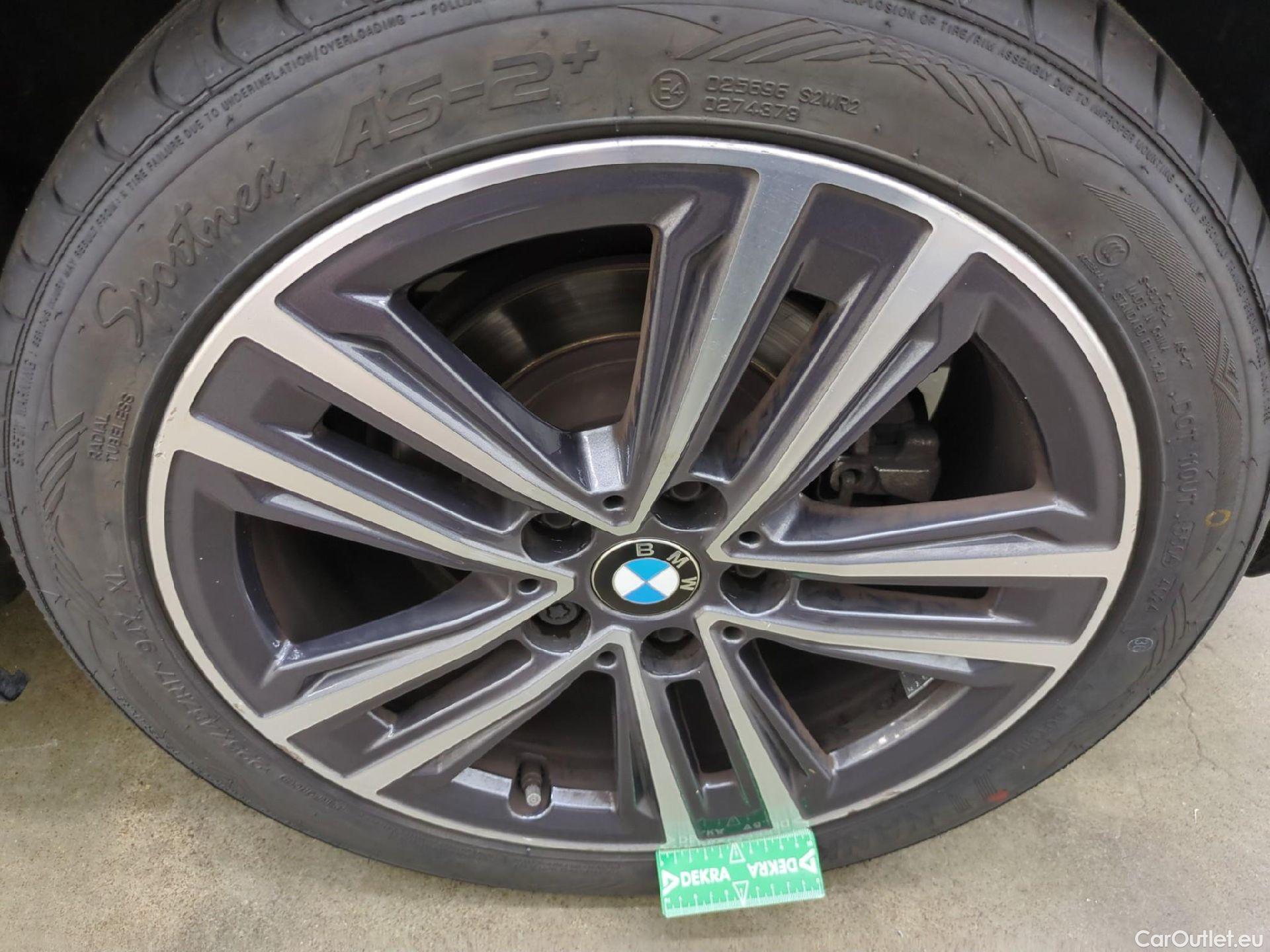  Bmw  Serie 1 BMW Série 1 / 2019 / 5P / Berline 1.5 116D DKG7 Business Design #12