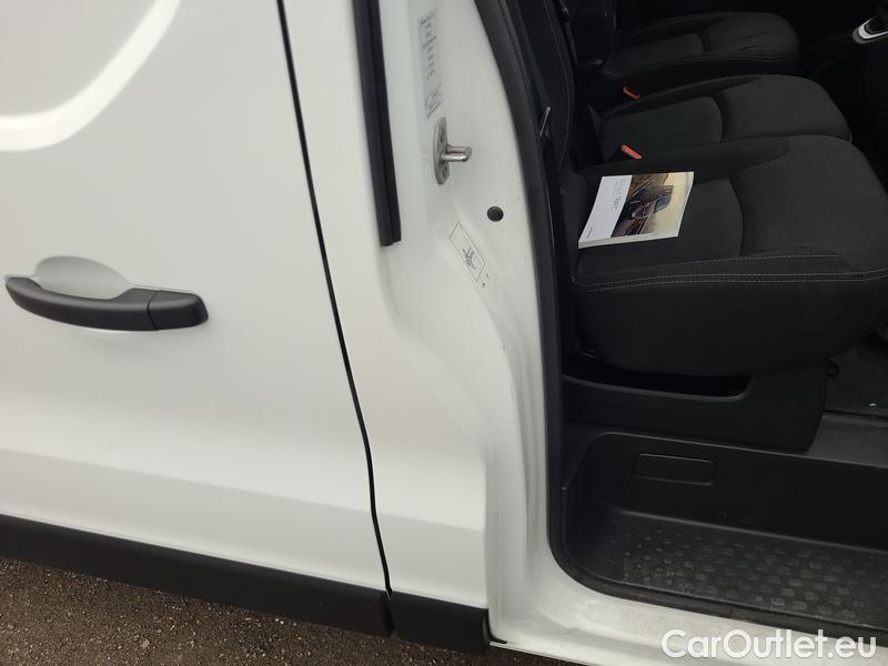  Renault  Trafic  LCV (2014) TraFur dCi 145k L2H1P2 COOL 4d #26