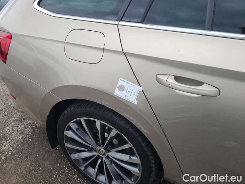  Skoda  Superb  Combi (3V5)(2015) Sup.C.FL2.0TSI 200  L&K 4x4 AT #10