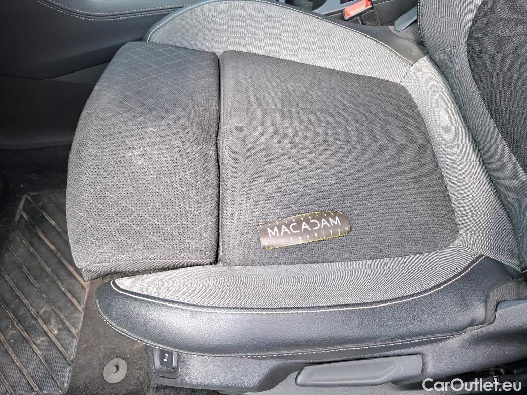  Opel   Grandland X Grandland X Elegance Business 1.5 130CV BVA8 E6d #29