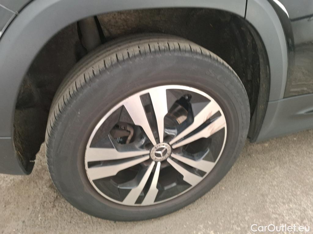  Mercedes  GLB MERCEDES-BENZ  / 2019 / 5P / SUV  200 d Business Line #25
