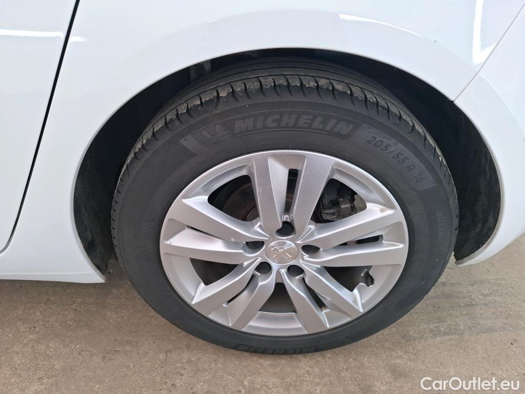  Peugeot  308  Active Business 1.5 HDi 130CV BVM6 E6d #38