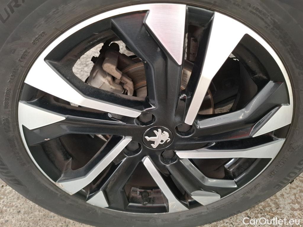  Peugeot  2008  Allure Pack 1.5 HDi 130CV BVA8 E6d #6