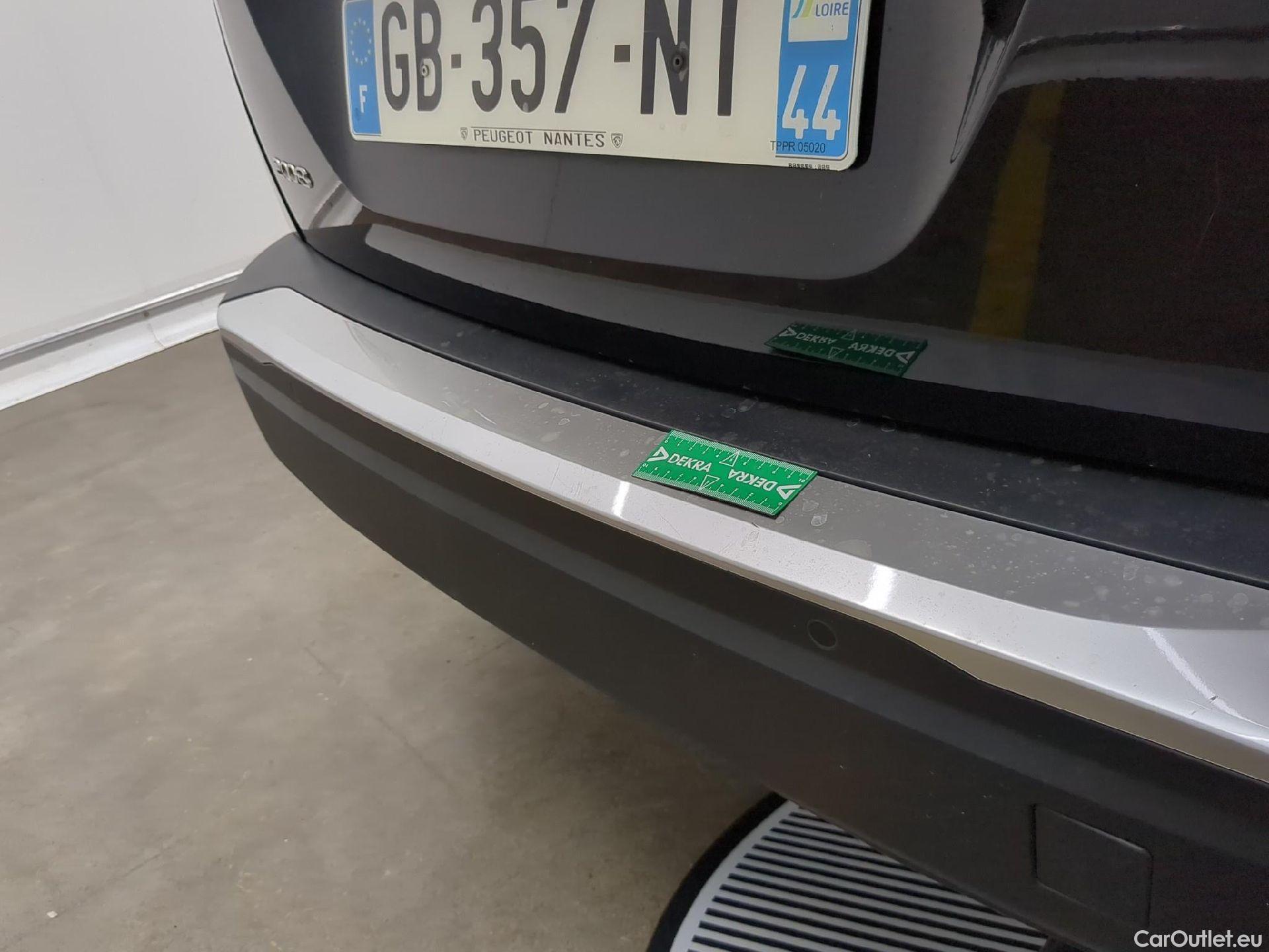  Peugeot  2008  Allure Business 1.5 HDi 130CV BVA8 E6d #38