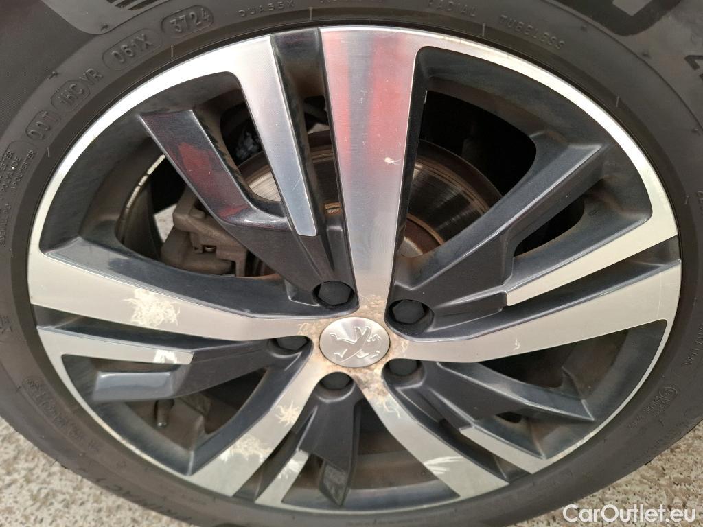  Peugeot  5008 PEUGEOT  / 2016 / 5P / SUV &Puretech 130 S&S EAT8 ALLURE BUSINESS #18