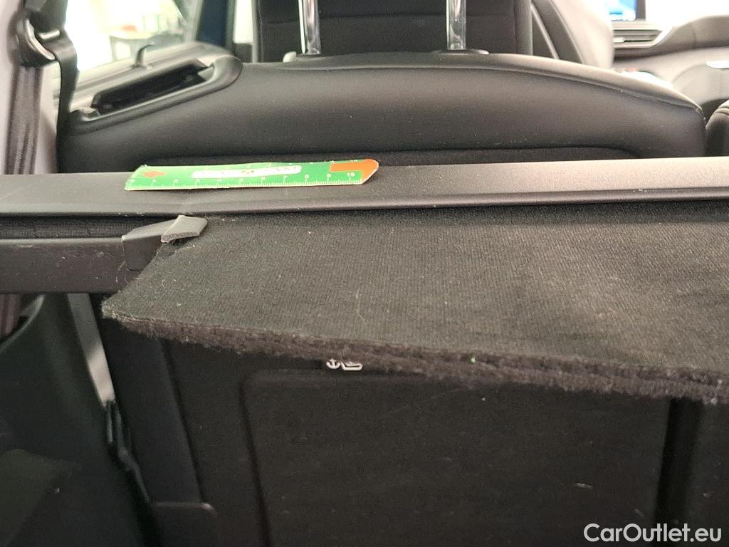  Peugeot  5008 PEUGEOT  / 2016 / 5P / SUV &Puretech 130 S&S EAT8 ALLURE BUSINESS #36