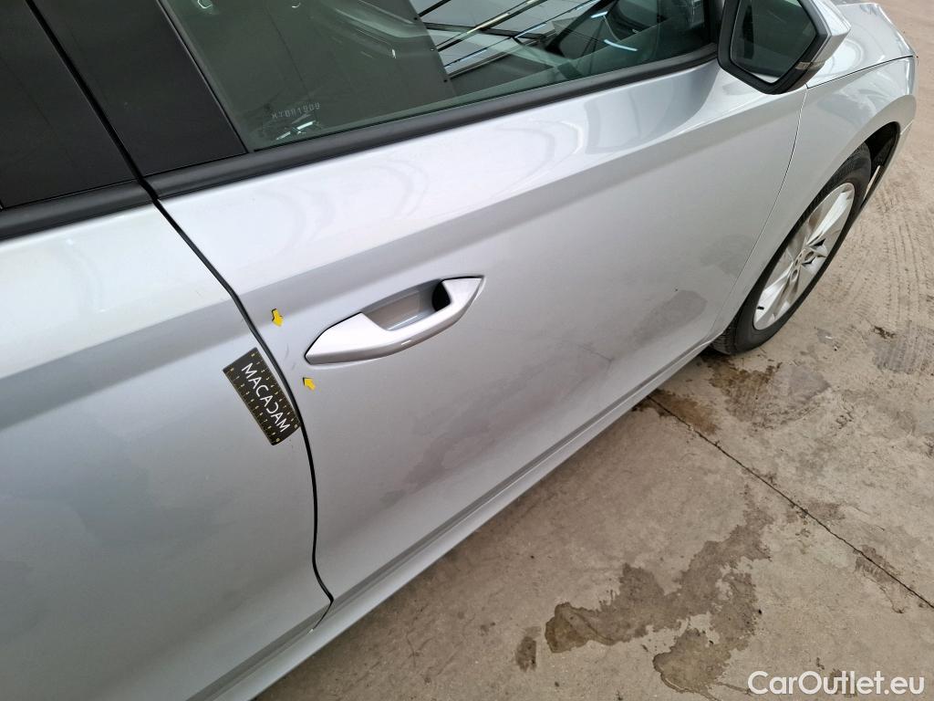  Skoda  Octavia  Berline Business 2.0 TDI 150CV BVA7 E6dT #33