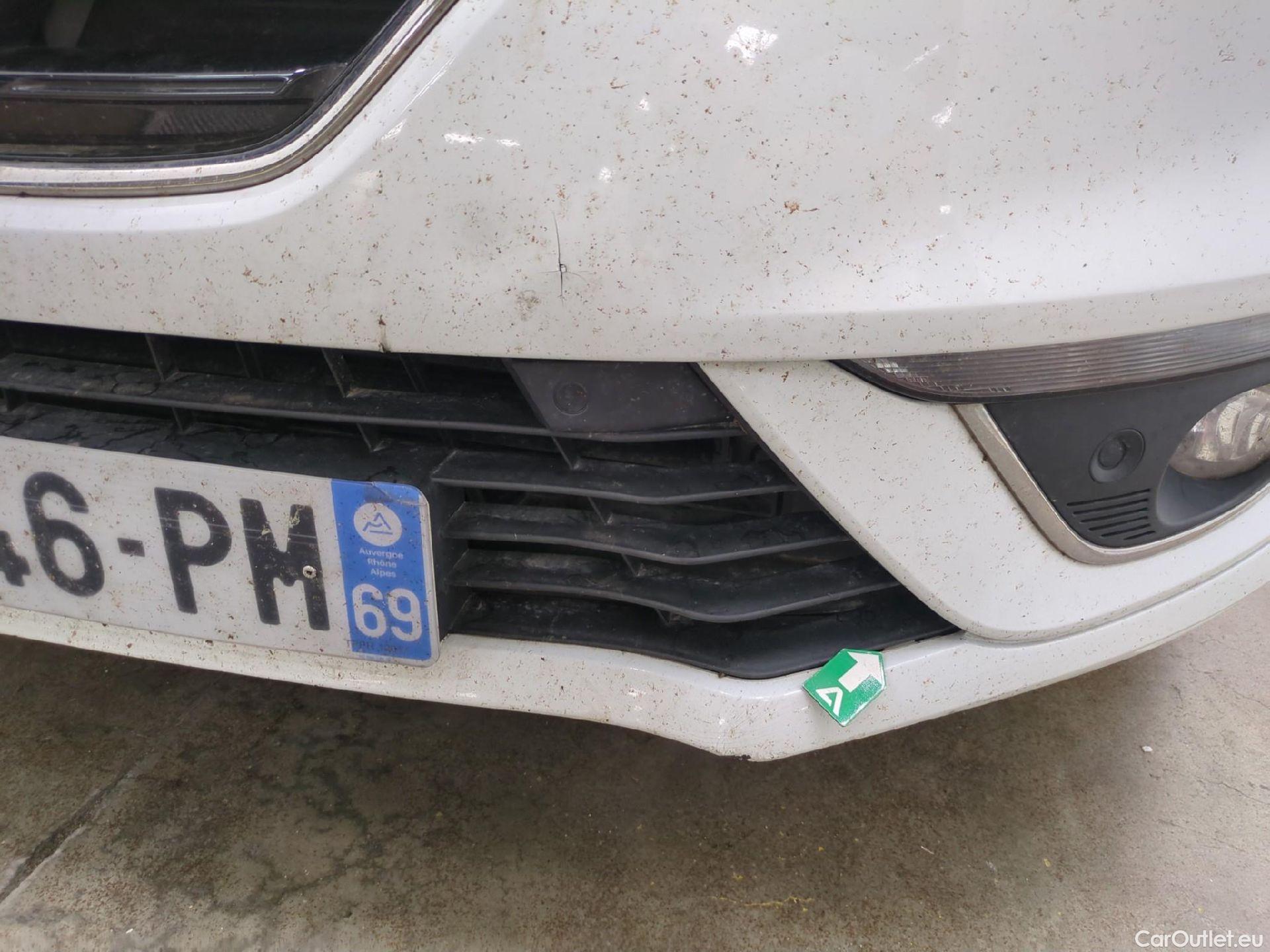  Renault  Megane  IV Berline 5pt. Business 1.5 dCi 115CV BVM6 E6dT #32