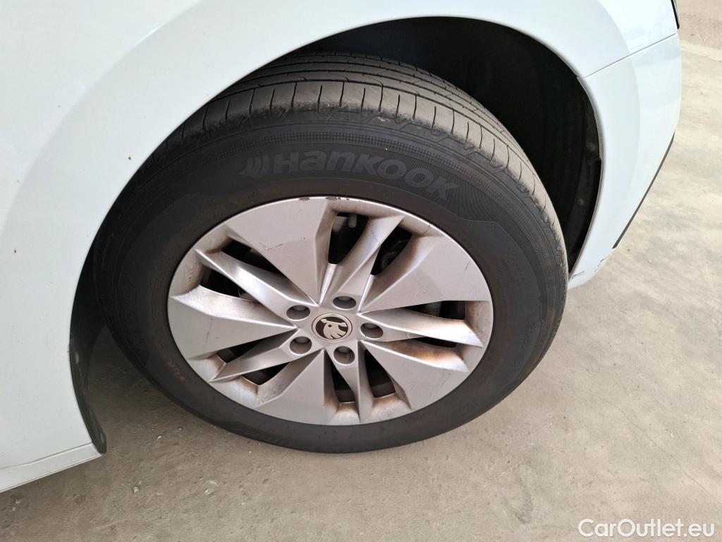  Skoda  Octavia  Break Business 2.0 TDI 115CV BVM6 E6d #15