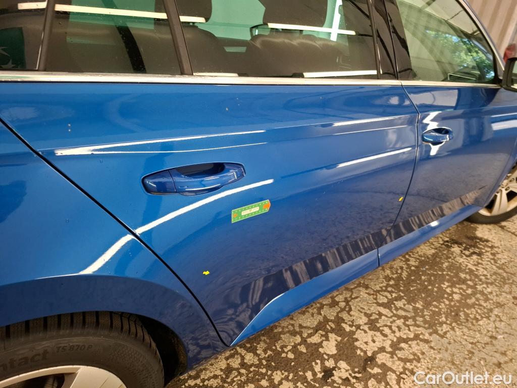  Skoda  Superb SKODA  Combi / 2019 / 5P / Break 2.0 TDI SCR 150 DSG7 Business #3