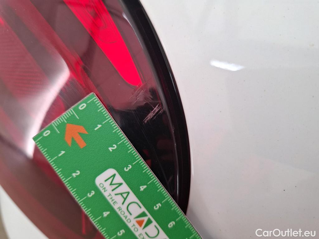  Citroen  C3 CITROEN  Société / 2020 / 5P / Berline / VU PureTech 83 S&S BVM Feel Nav #102
