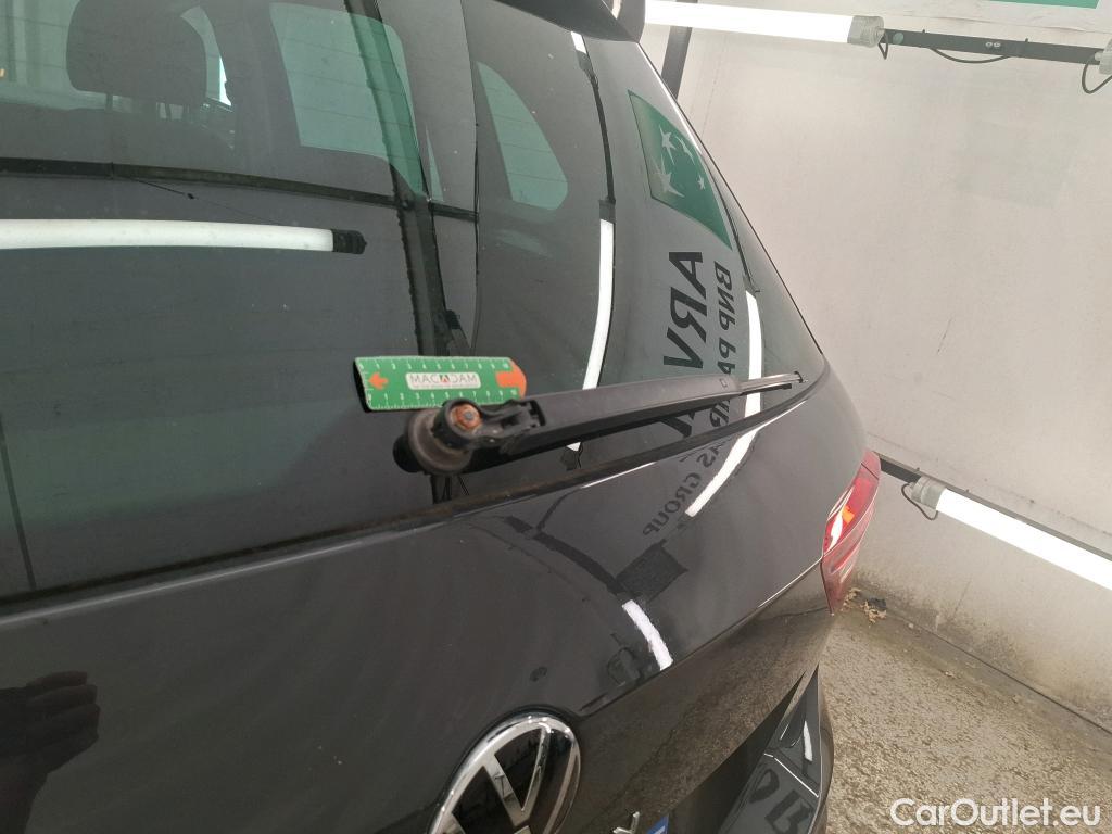  Volkswagen  Tiguan VOLKSWAGEN  / 2020 / 5P / SUV 2.0 TDI 150 DSG7 Life Business #16